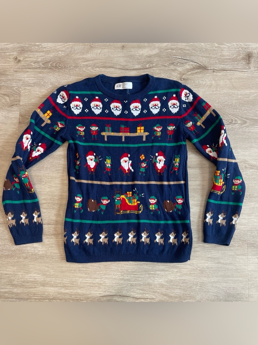 H&M Christmas sweater boys 6/7 Holiday Crewneck Sweater with Santa & Elves